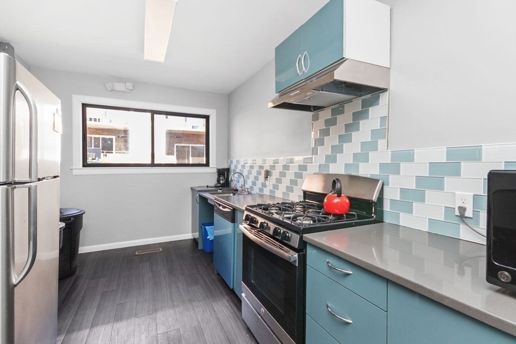 55 Broadlawn Park # 11B