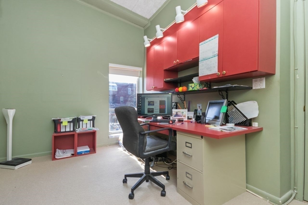 55 Broadlawn Park # 11B