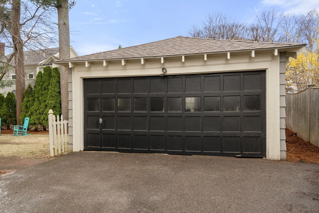 81 Prince St