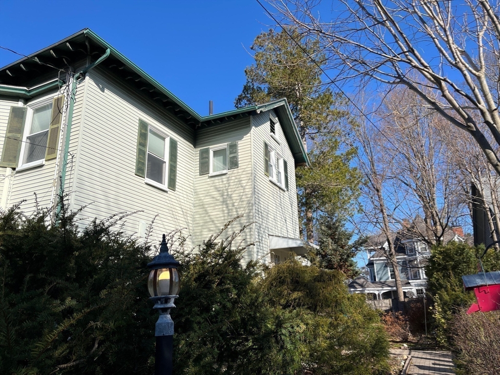 345 Newtonville Ave