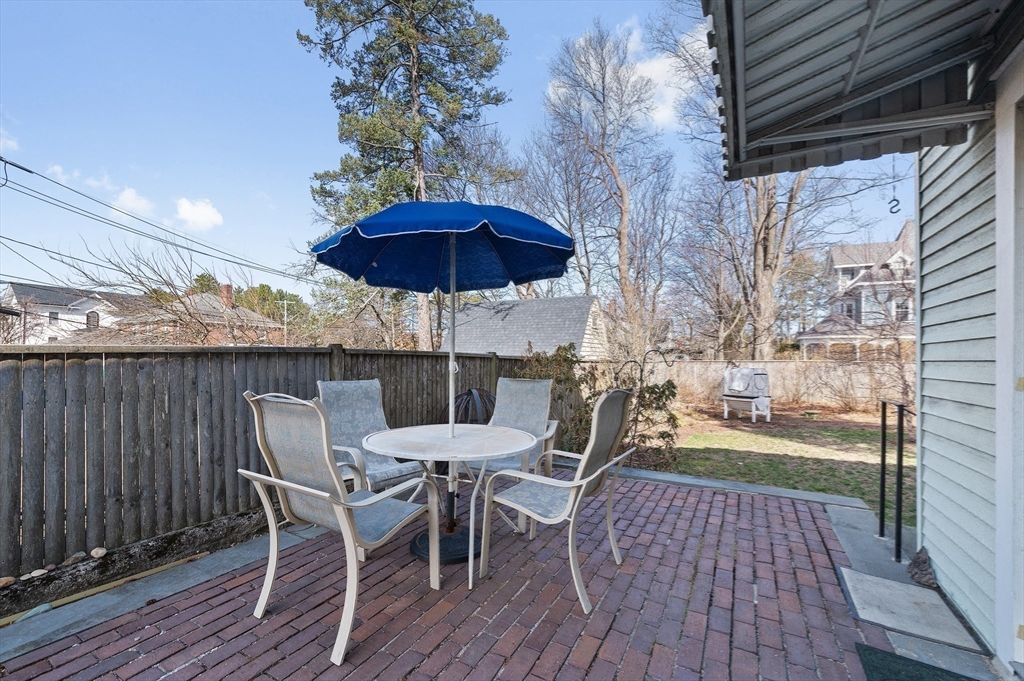 345 Newtonville Ave