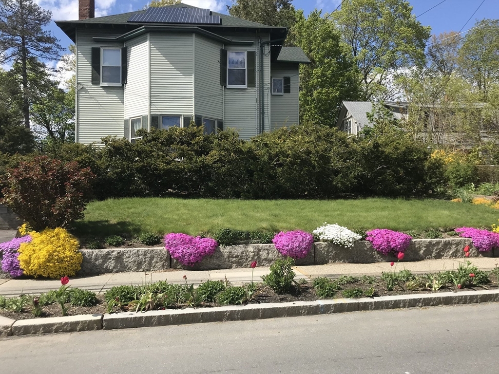 345 Newtonville Ave