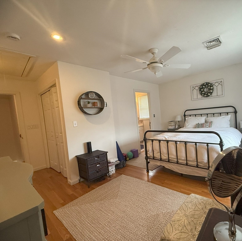 11 Dix Street # 11