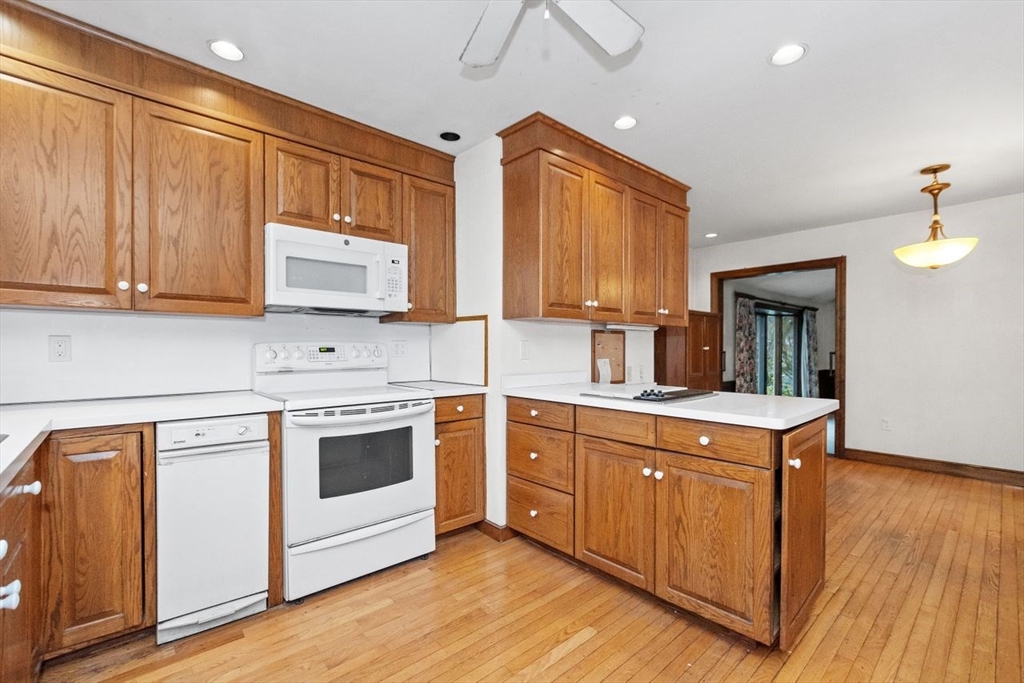 13 Fells Rd