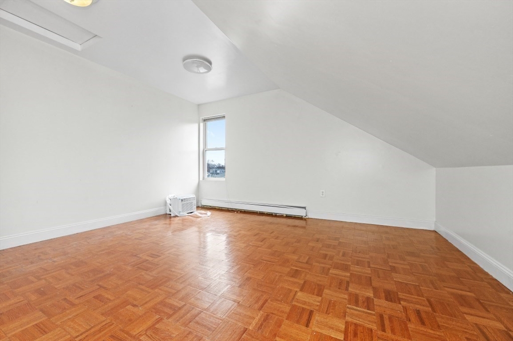 493 Hyde Park Ave # 493
