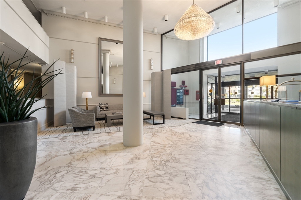 280 Boylston St # 405