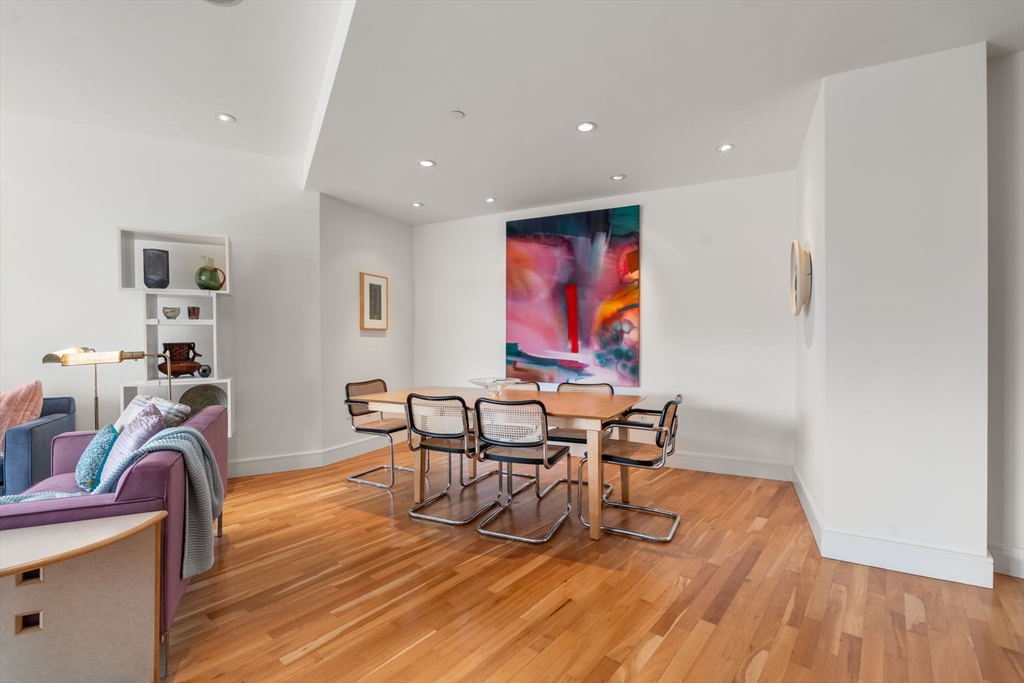 2400 Beacon St # 514
