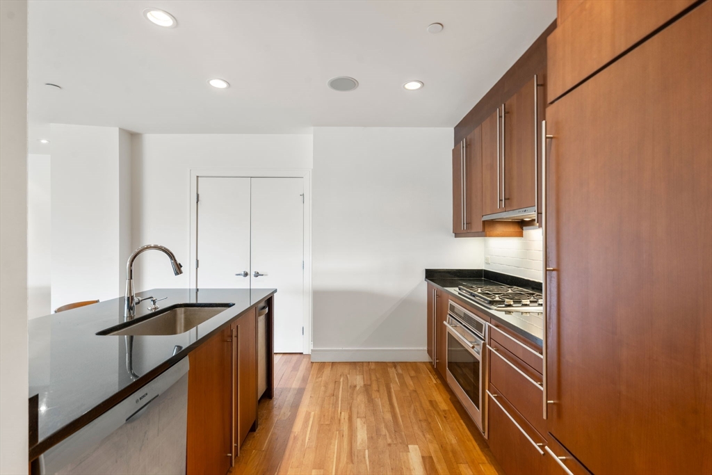 2400 Beacon St # 514