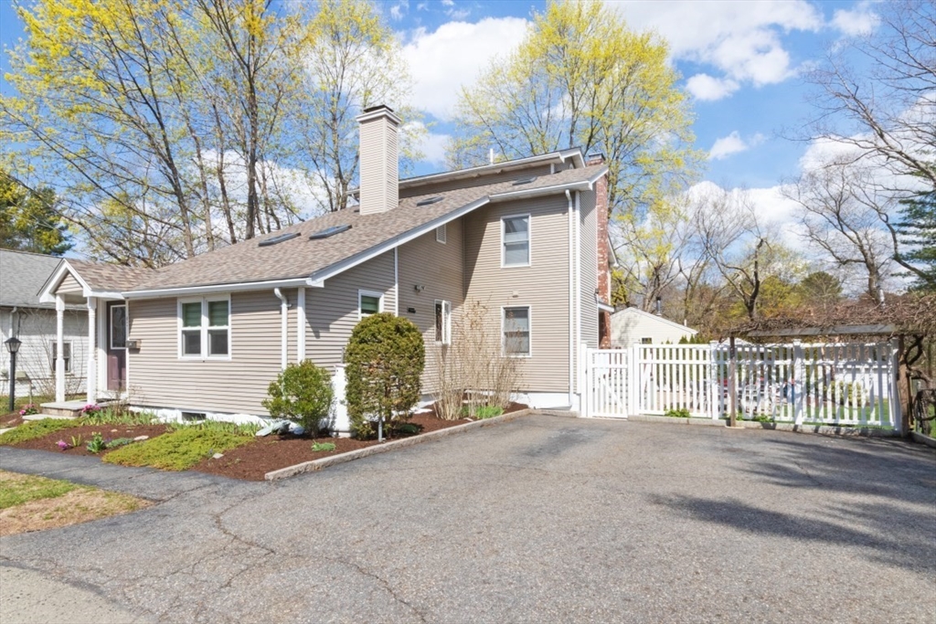 63 Wellesley Road Ext