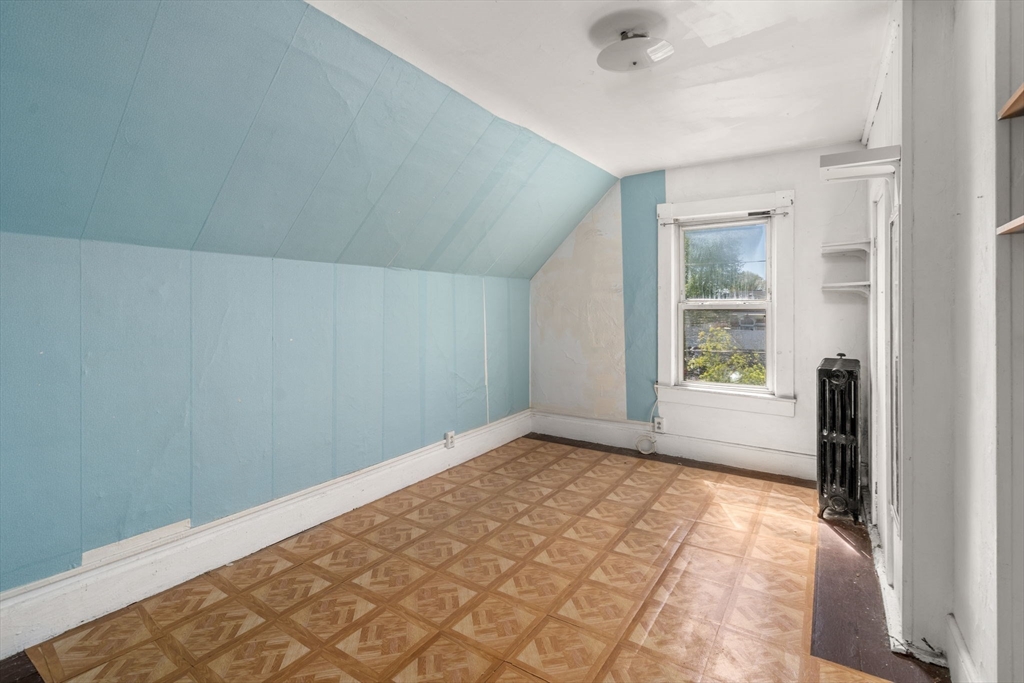 64-66 Dalby St