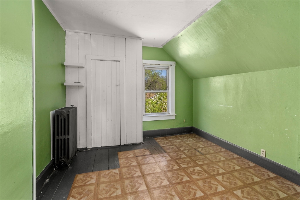 64-66 Dalby St