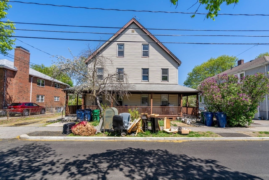 64-66 Dalby St