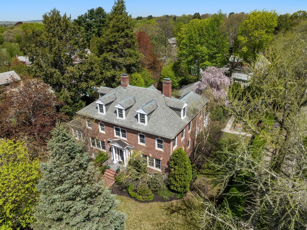 405 Commonwealth Ave