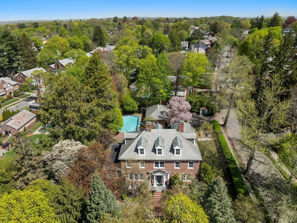 405 Commonwealth Ave