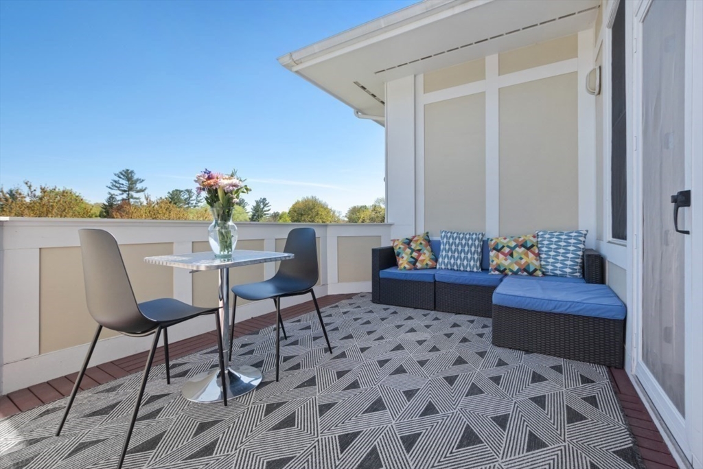 640 Hammond Street # 301