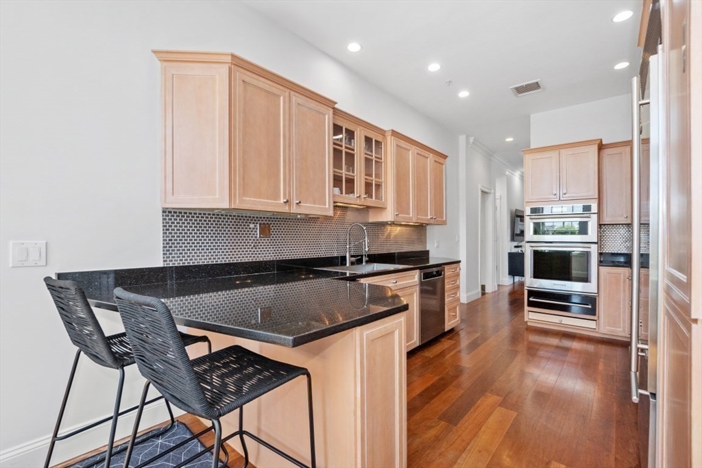 640 Hammond Street # 301