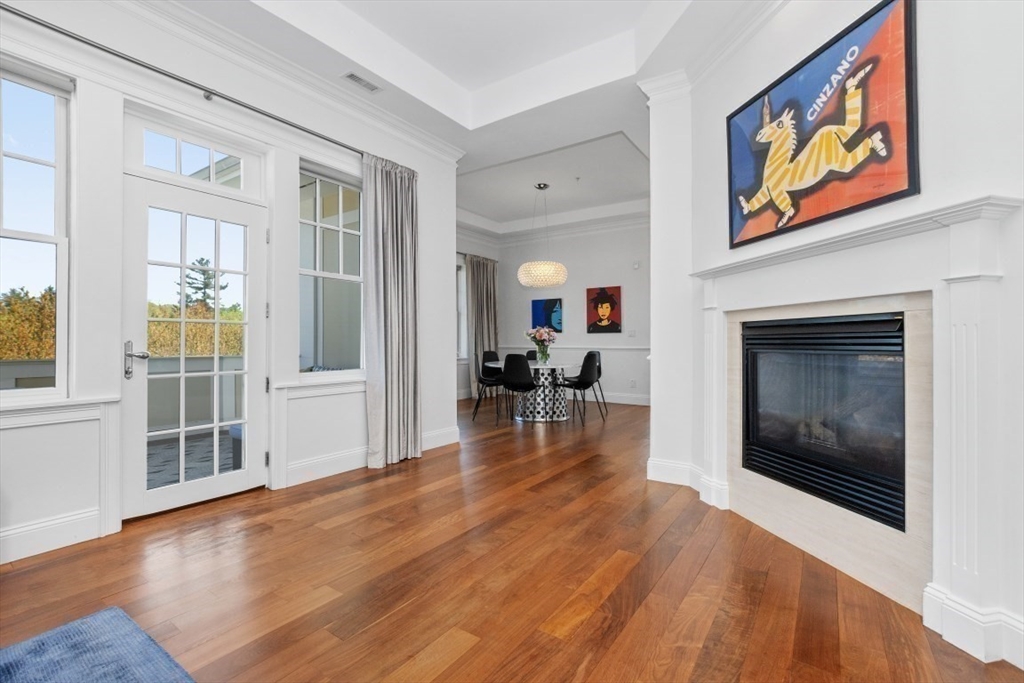 640 Hammond Street # 301