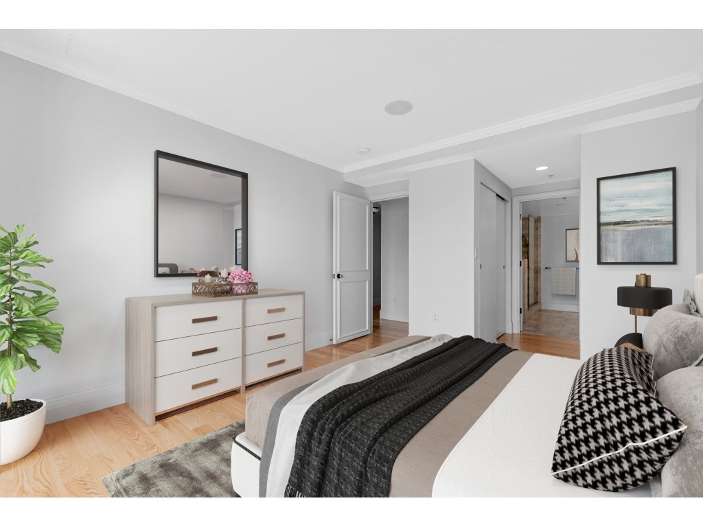 75-83 Cambridge Pkwy Unit: 301