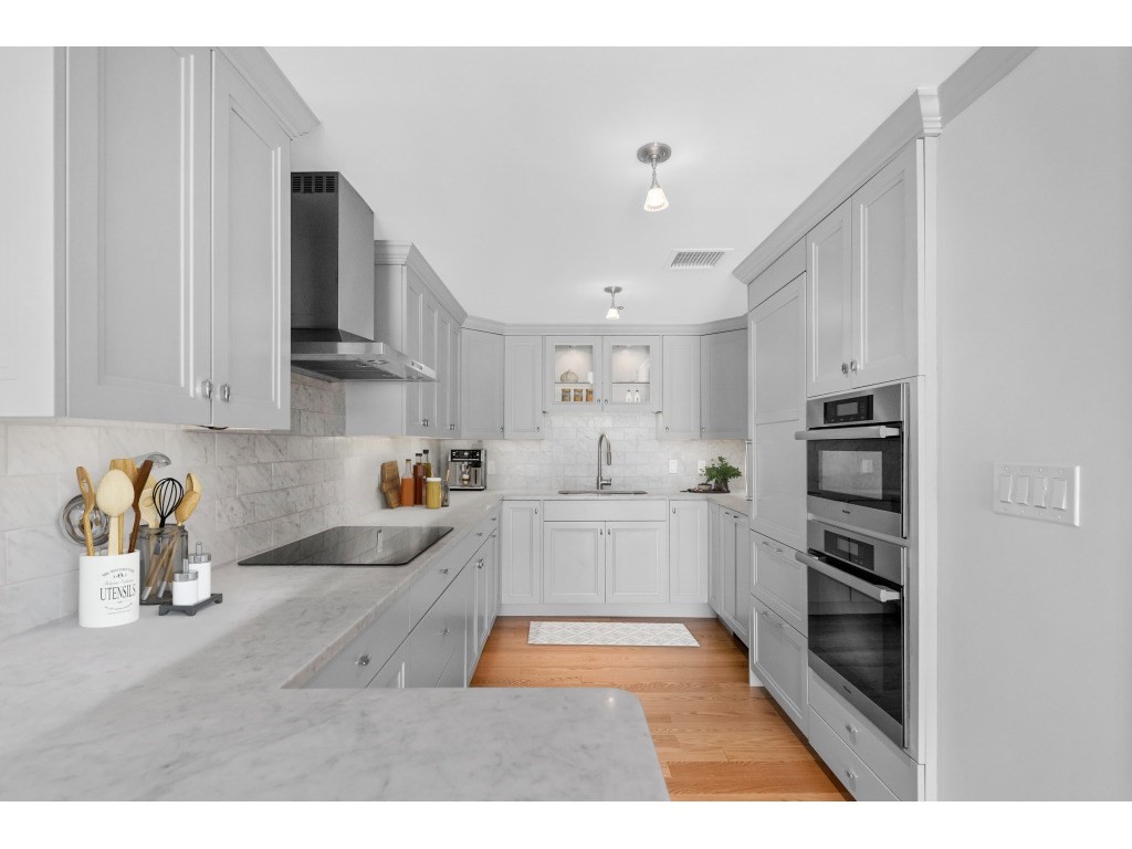 75-83 Cambridge Pkwy Unit: 301