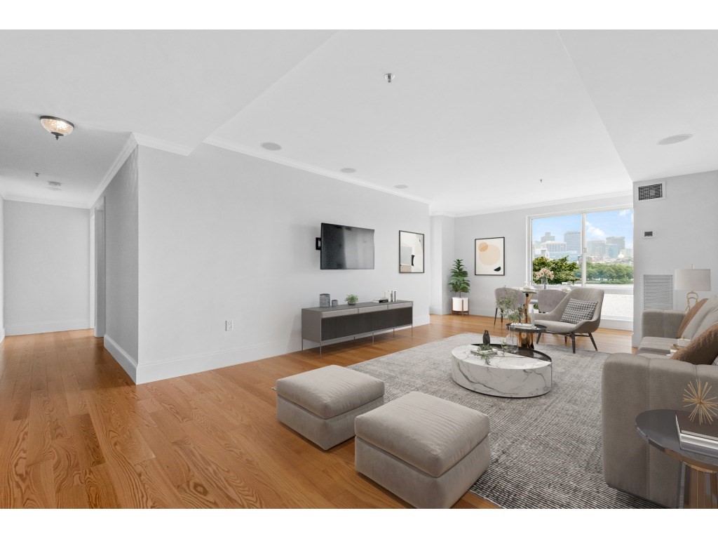 75-83 Cambridge Pkwy Unit: 301