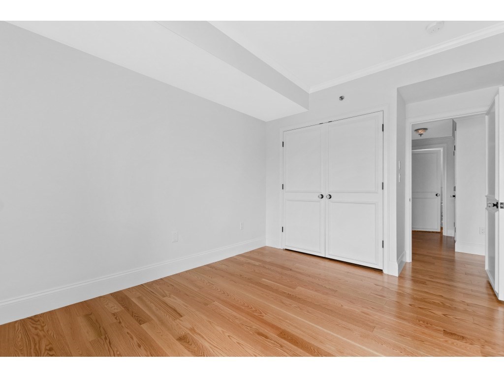 75-83 Cambridge Pkwy Unit: 301