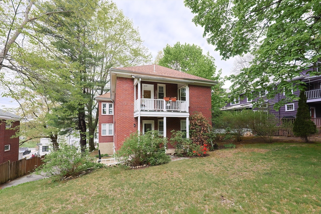 20 Holland St # 20
