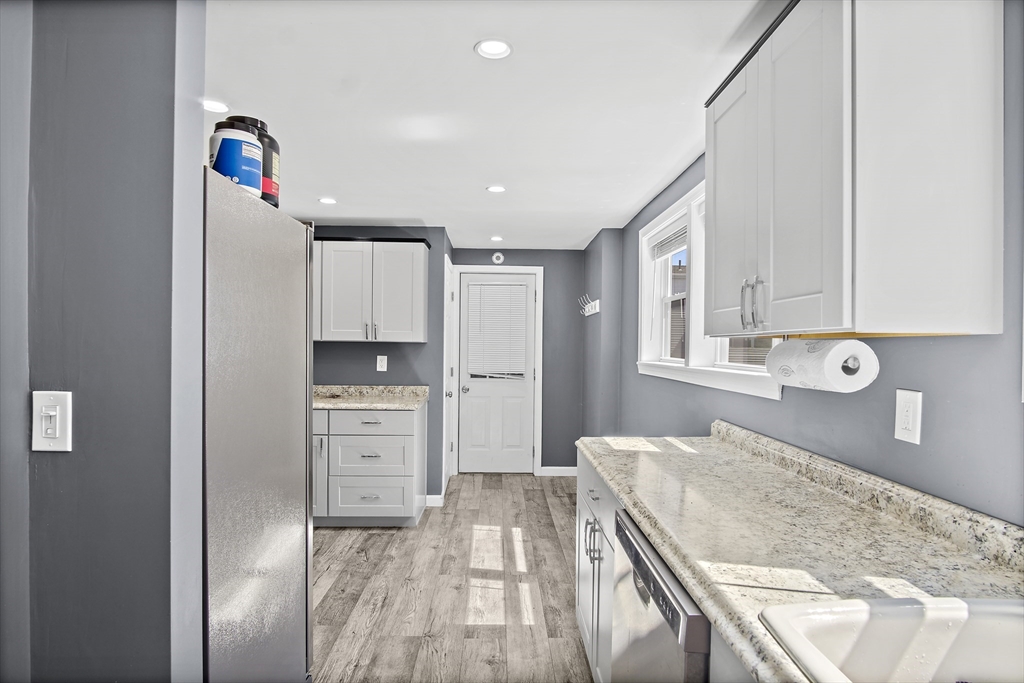 24 Englewood Ave # 24A