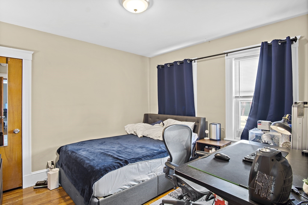 24 Englewood Ave # 24A