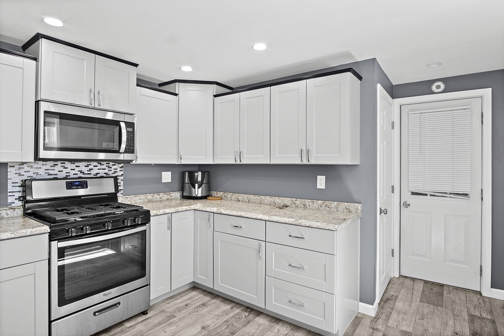 24 Englewood Ave # 24A
