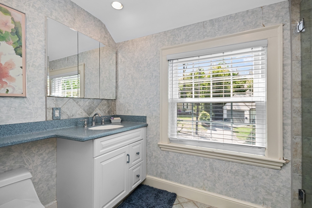 11 Stony Brae Road