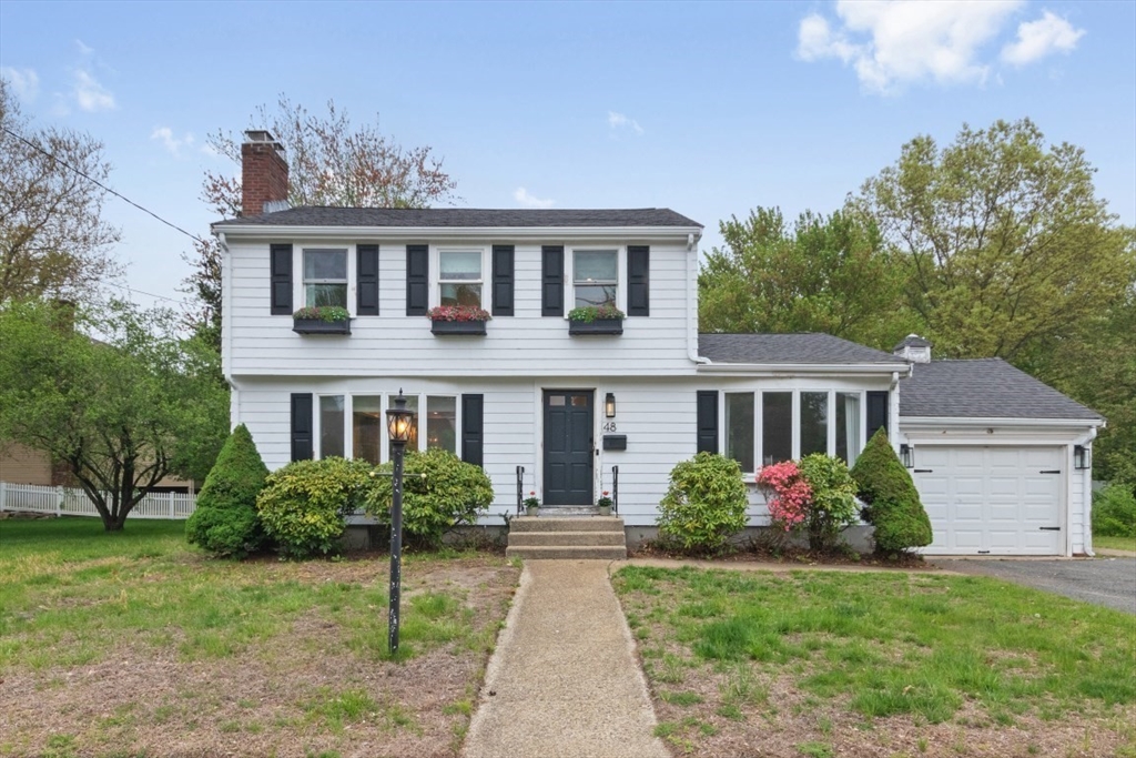 48 Carol Dr