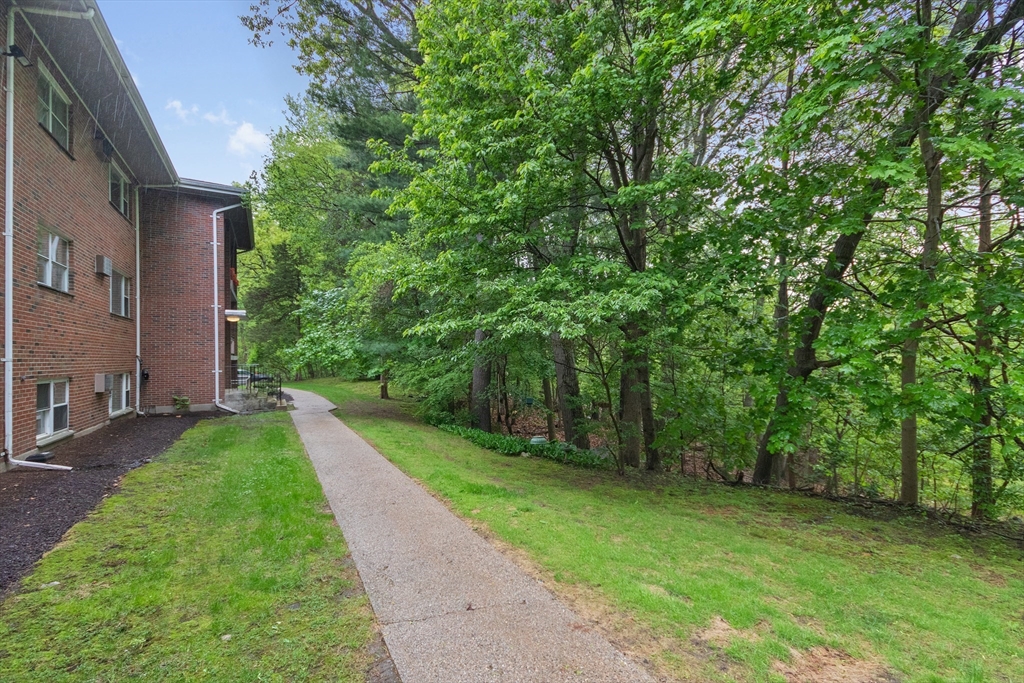 54 Jacqueline Road # 7