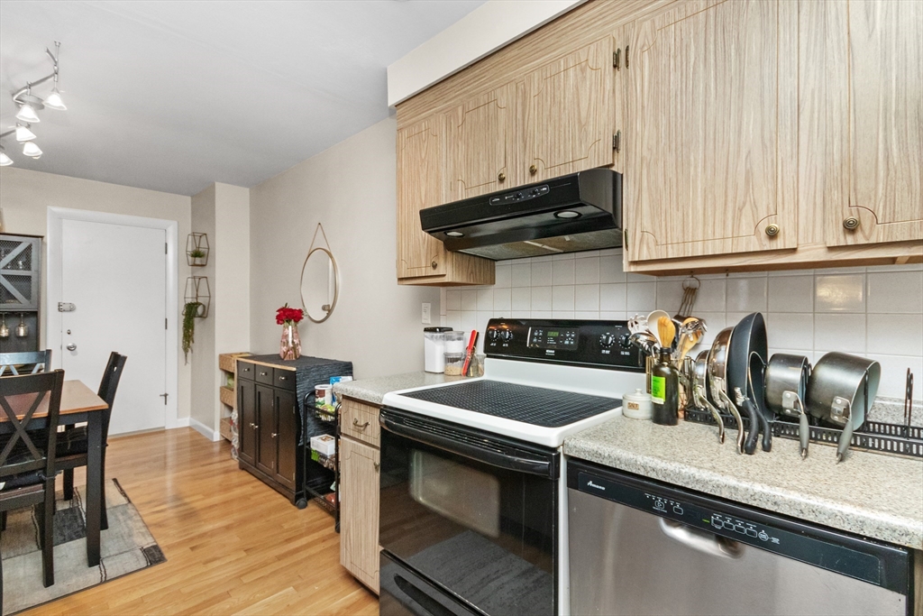 54 Jacqueline Road # 7