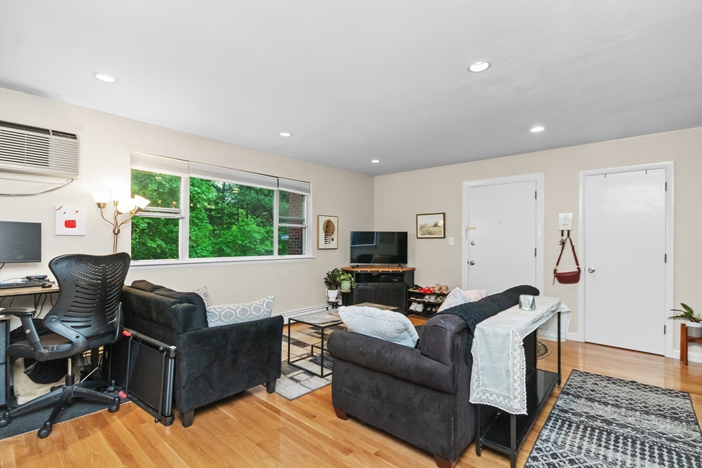 54 Jacqueline Road # 7