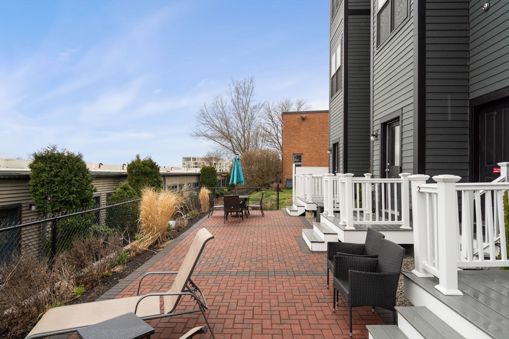174 Fisher Ave