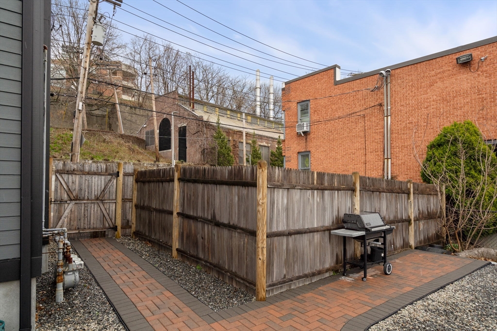174 Fisher Ave