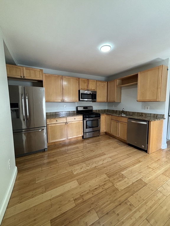 241 Pearl St # 1