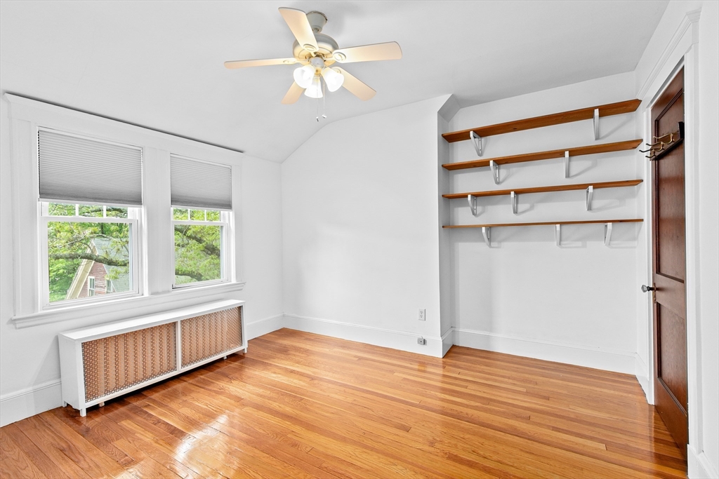 4 Kittredge Ct