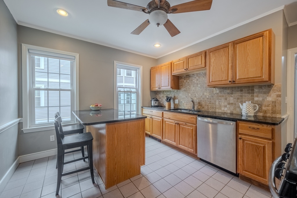 56 Marlboro St # 1