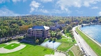 2400 Beacon St # 203