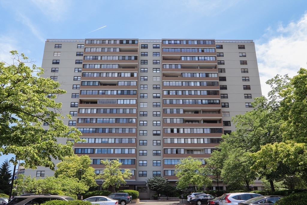 6 Whittier Pl # 12H