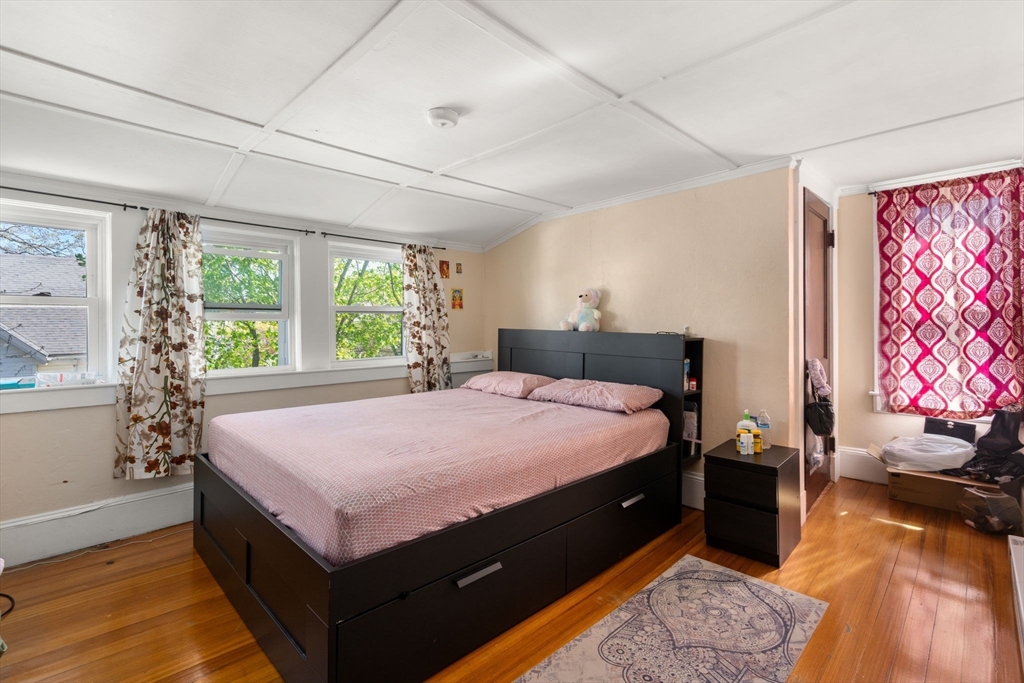 42 Dudley St # 4
