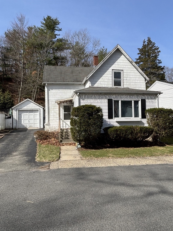166 Olive Ave Extn # 1