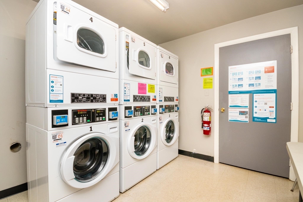 1202 Greendale Ave # 131