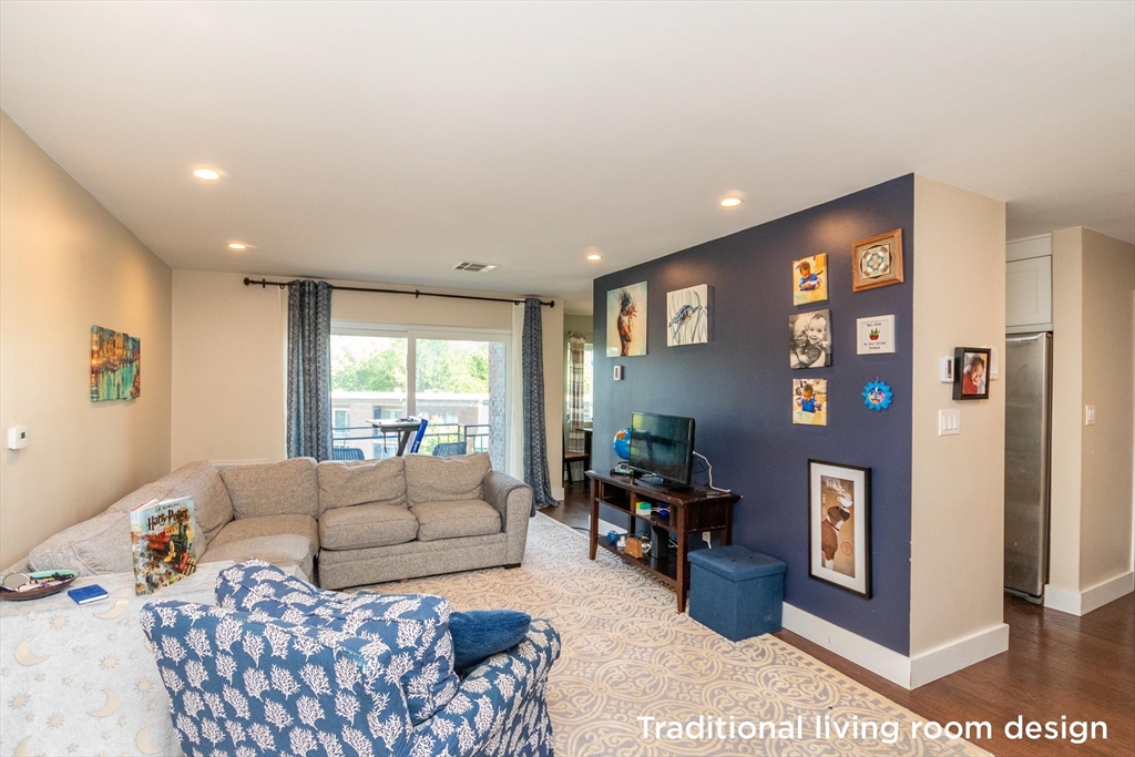 1202 Greendale Ave # 131