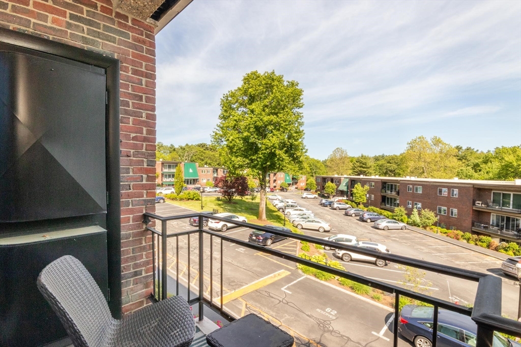 1202 Greendale Ave # 131