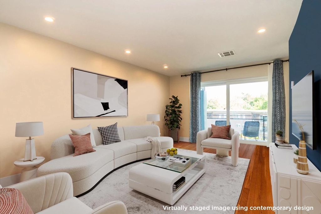 1202 Greendale Ave # 131