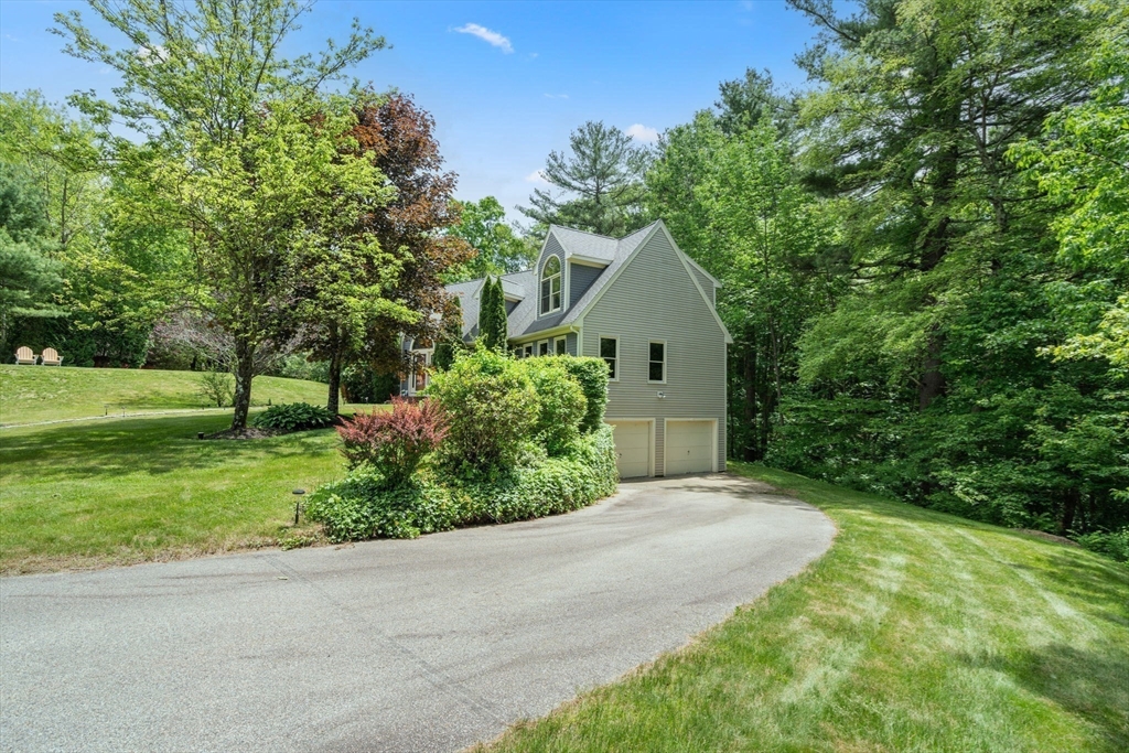 85 Green Meadow Court