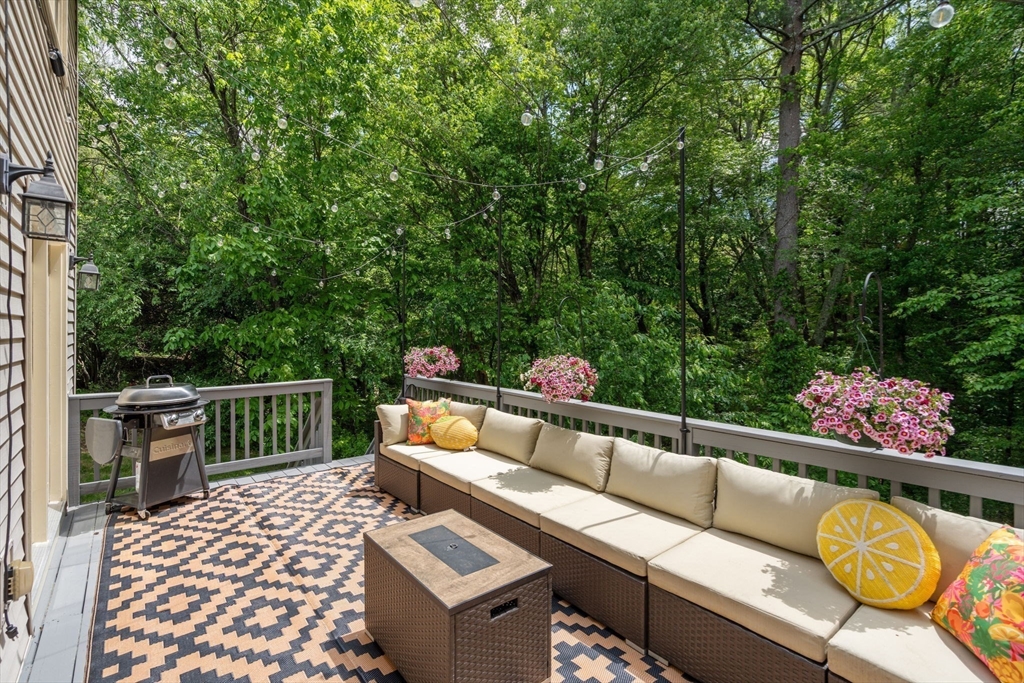 85 Green Meadow Court