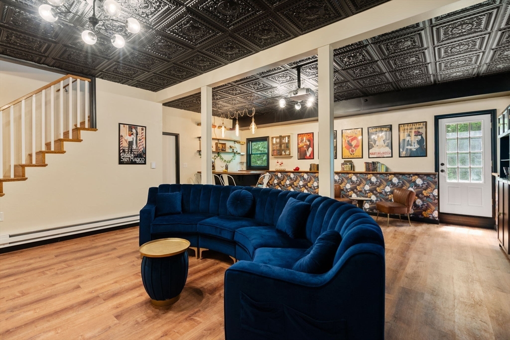 85 Green Meadow Court